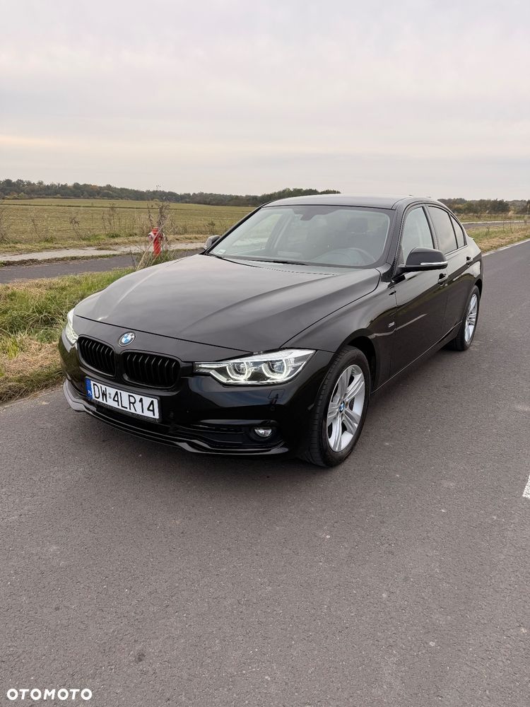 BMW Seria 3 320d xDrive Sport Line - 2