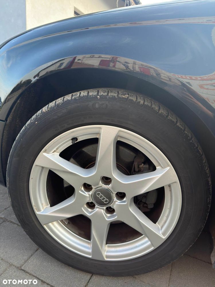 Audi A4 Avant 2.0 TDI ultra - 6