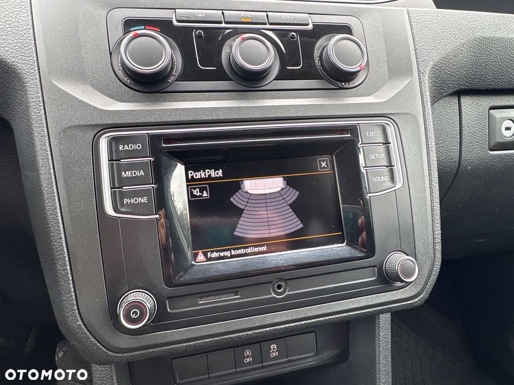 Volkswagen Caddy Maxi - 15