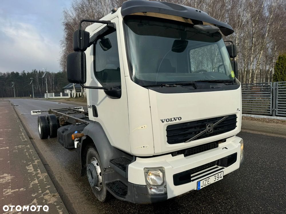 Volvo FL 4X2 - 3