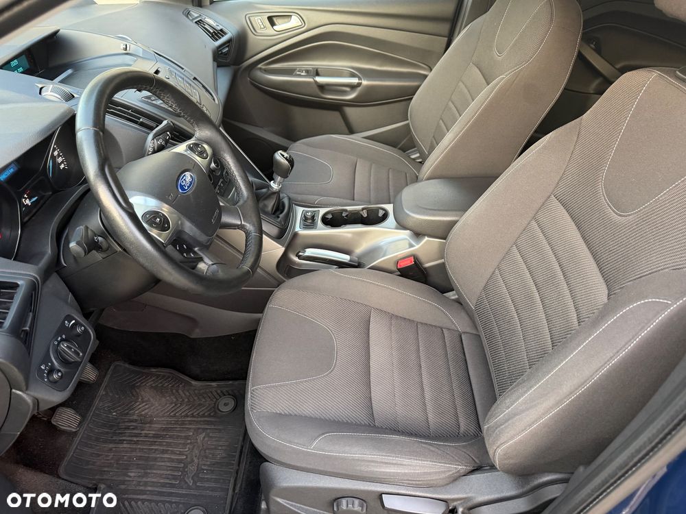 Ford Kuga 1.6 EcoBoost 2x4 Trend - 10