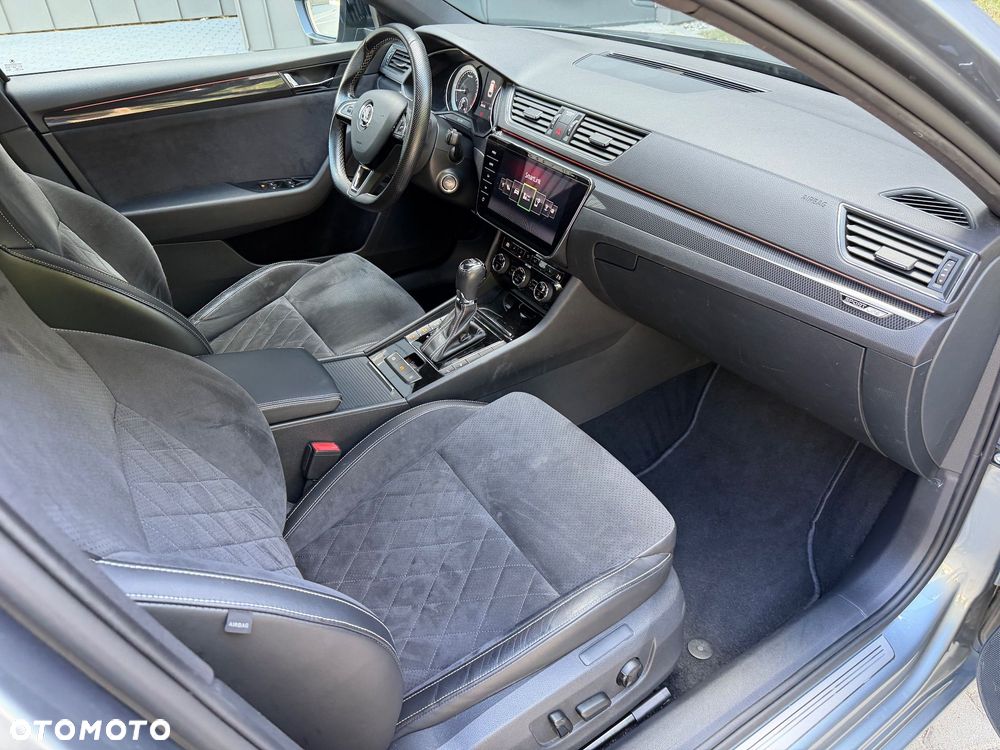 Skoda Superb 2.0 TDI DSG Sportline - 21