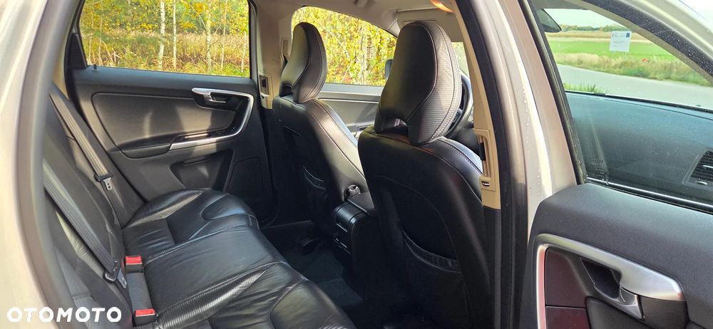 Volvo XC 60 - 10
