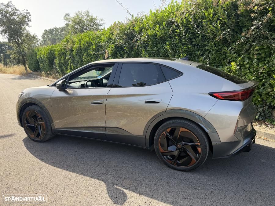 CUPRA Tavascan 77 kWh VZ — fotografia 4