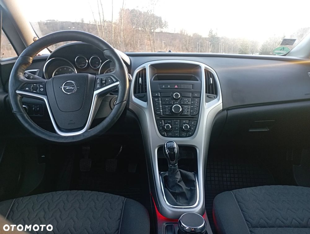 Opel Astra 1.4 Turbo - 14