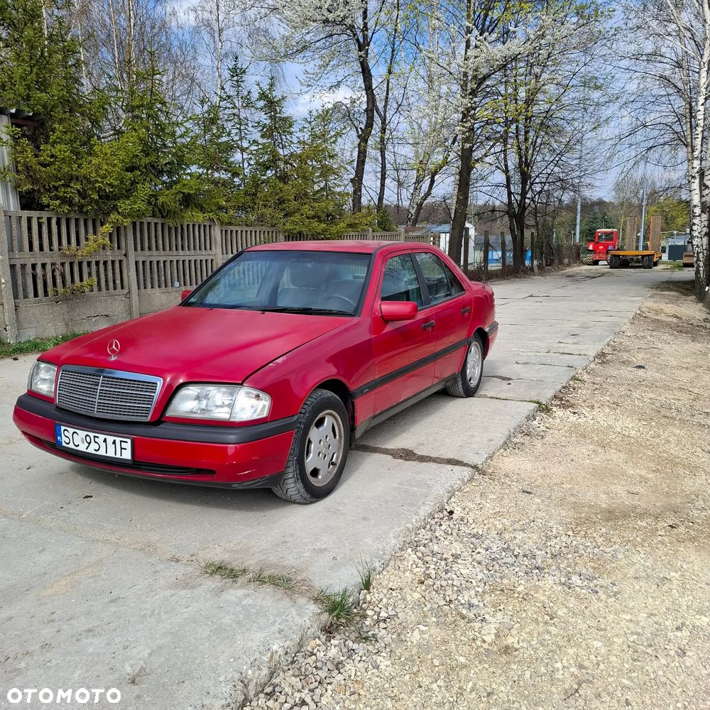 Mercedes-Benz Klasa C 180 T Classic - 1