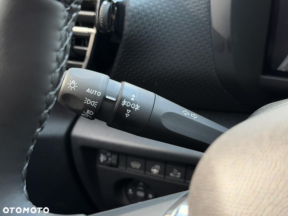 Citroën C4X 1.2 mHEV Max eDCT6 - 13