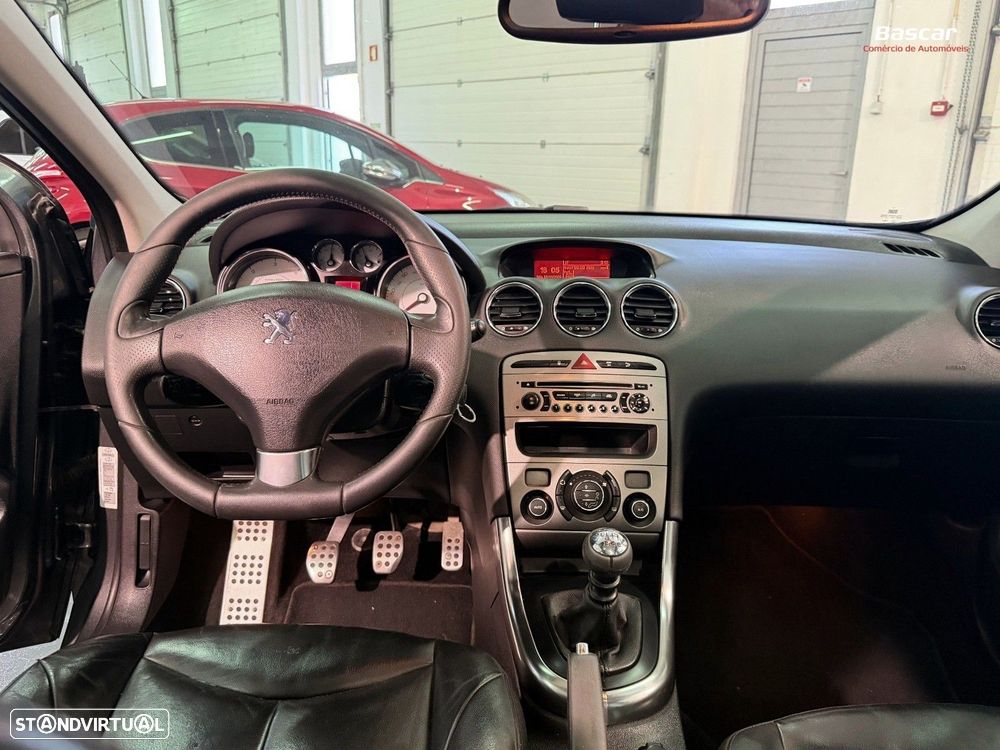Peugeot 308 1.6 e-HDi Sportium CVM6 - 11