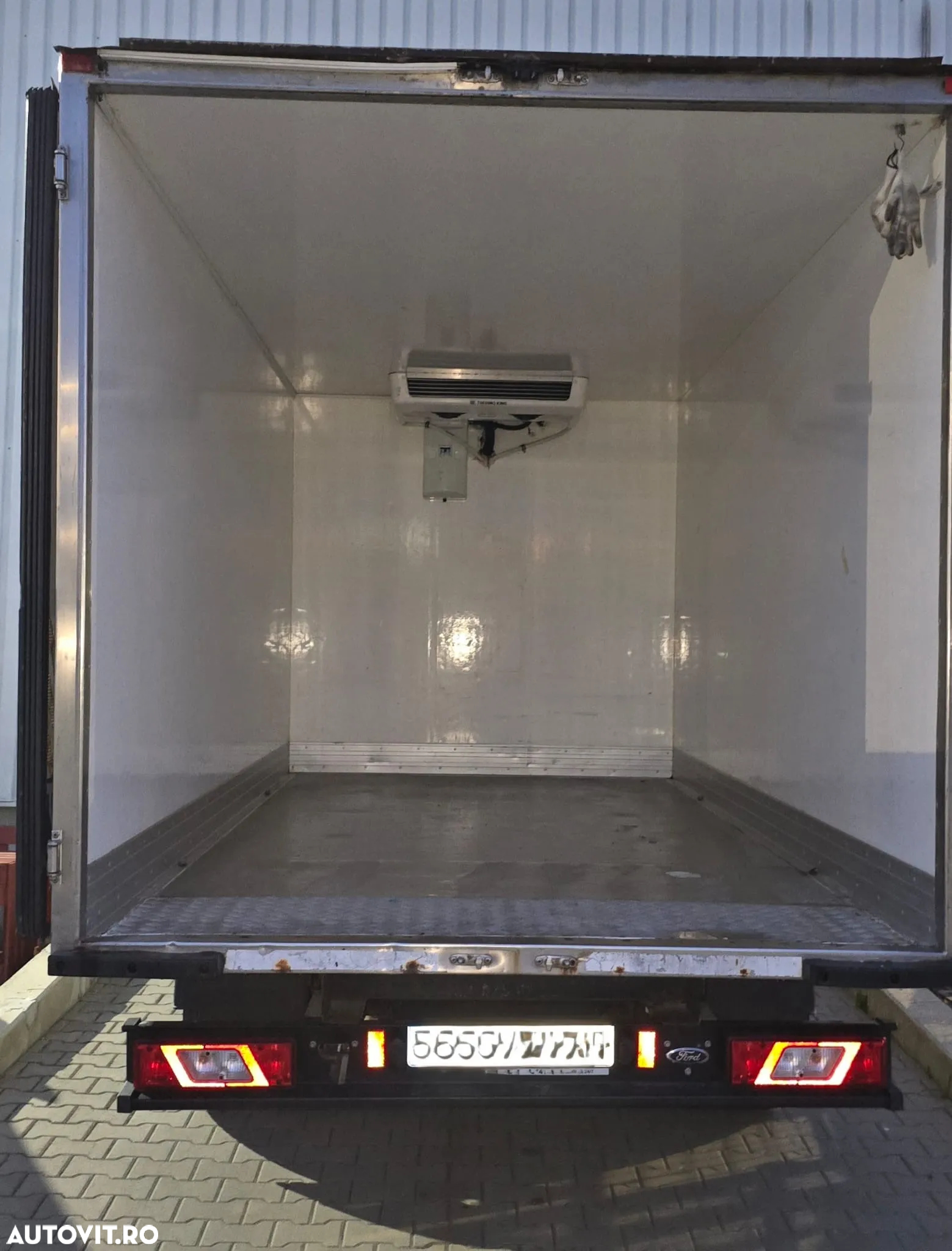 Ford Transit - 4