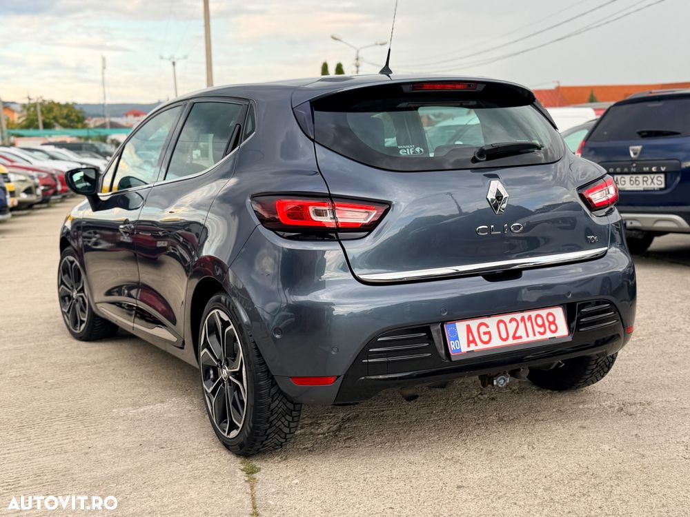 Renault Clio - 6