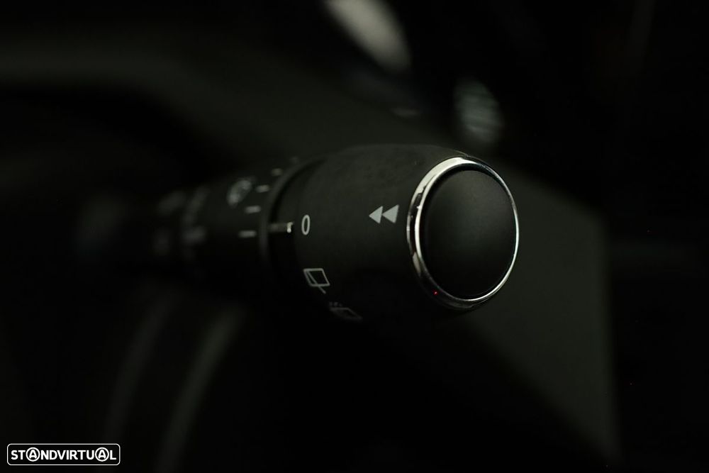 Peugeot 308 SW 1.6 Hybrid Allure e-EAT8 - 18