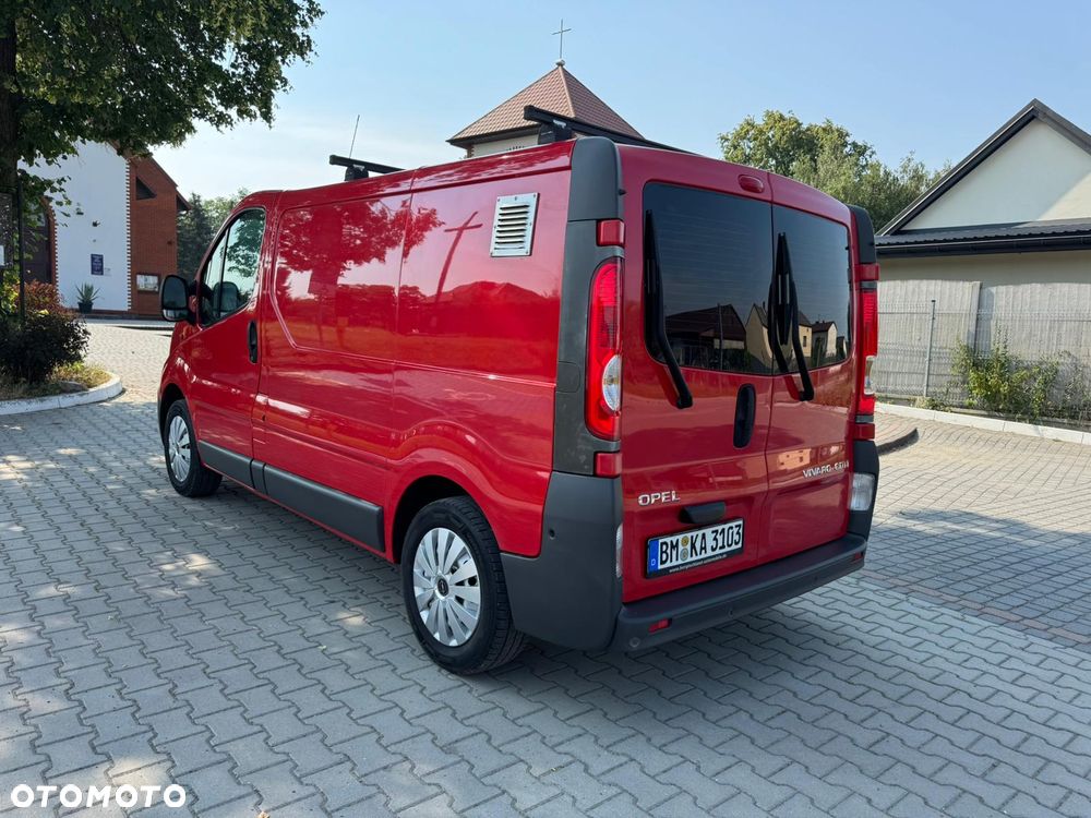 Opel Vivaro - 4