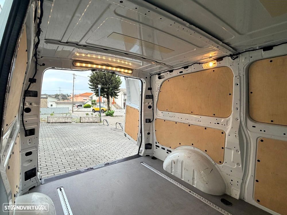 Mercedes-Benz Vito 116 CDi 163cv  Longa  IVA DEDUTIVEL - 30