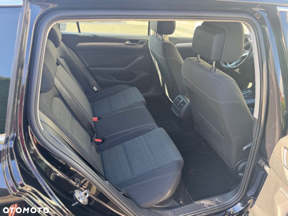 Volkswagen Passat 2.0 TDI EVO Business DSG - 15