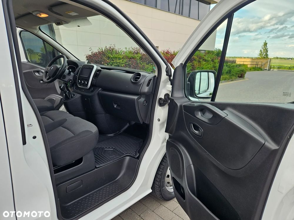 Renault Trafic Vivaro Talento - 19