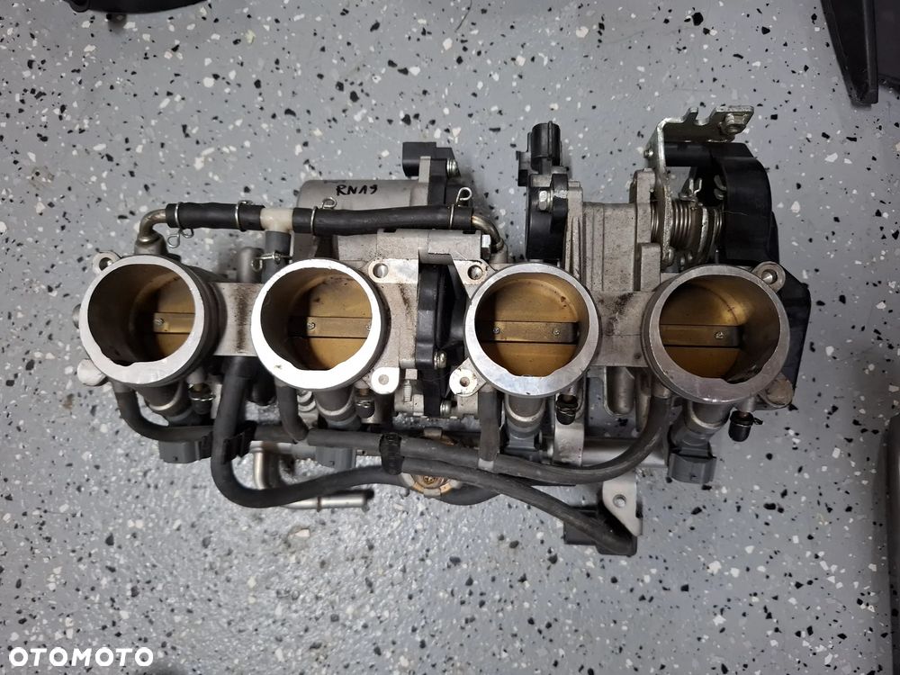 Yamaha YZF R1 RN19 siedzenie amortyzator przepustnice ogon lampa set - 2
