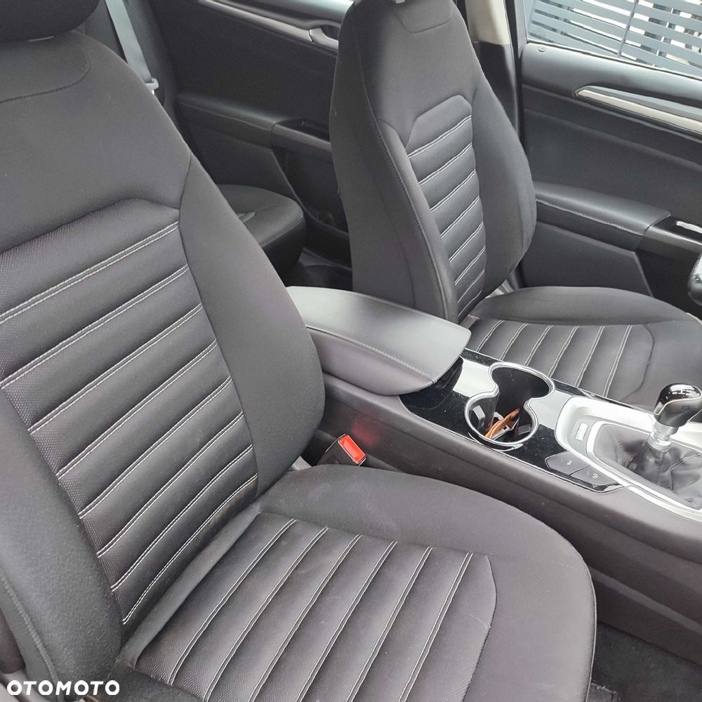 Ford Mondeo - 8