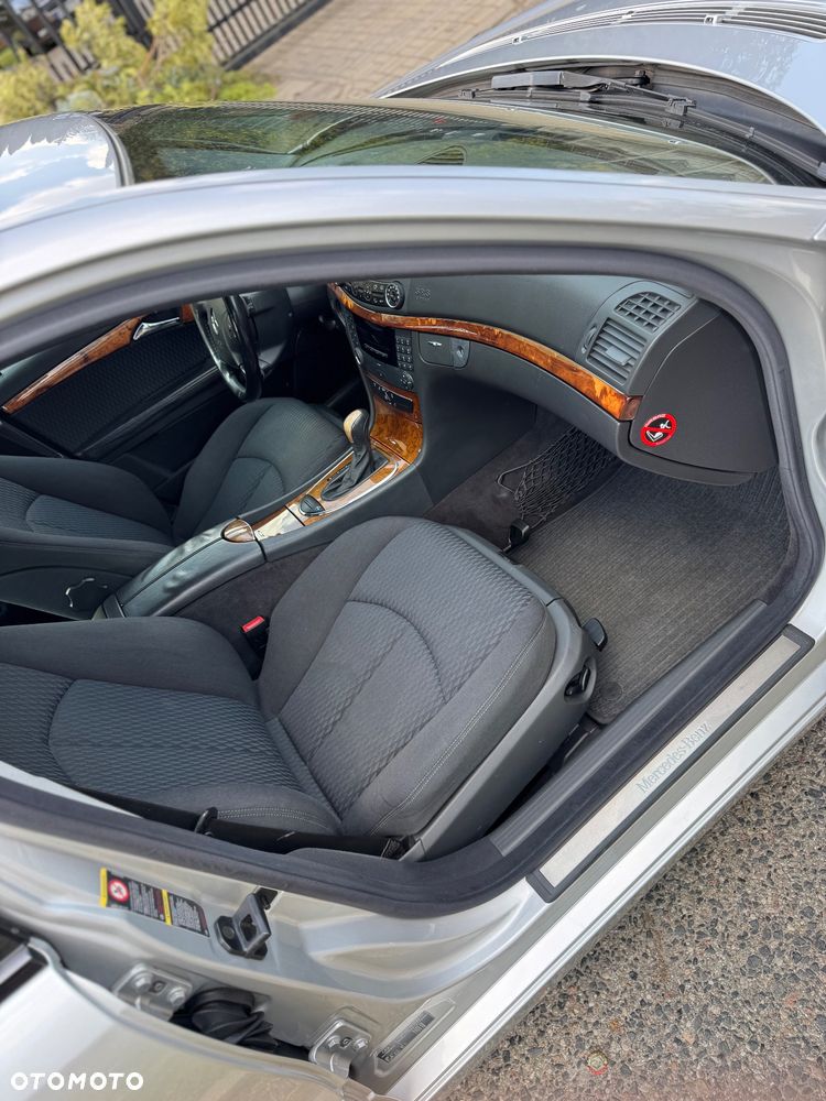 Mercedes-Benz Klasa E 200 Kompressor Automatik Elegance - 9