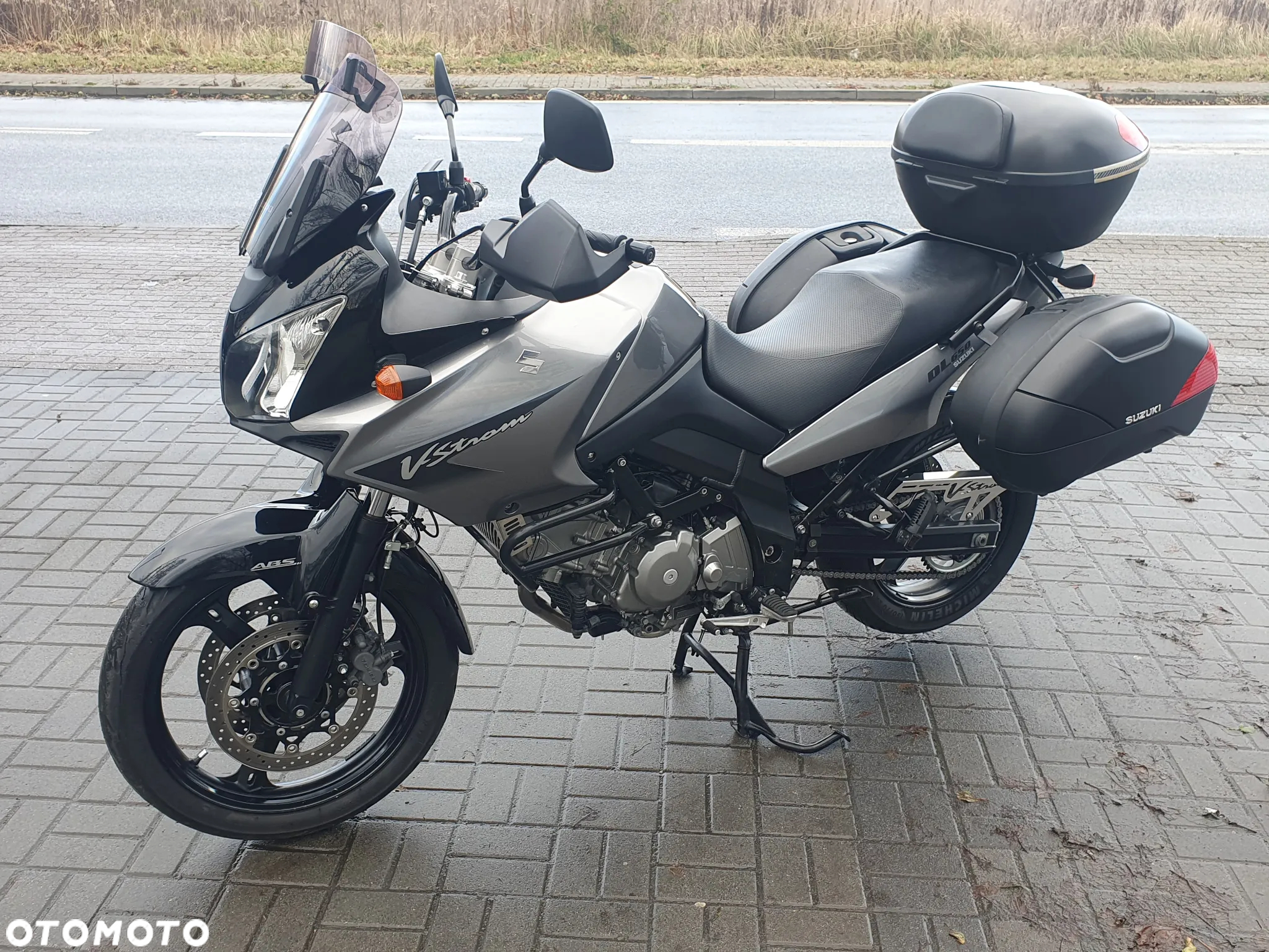 Suzuki V-STROM - 5