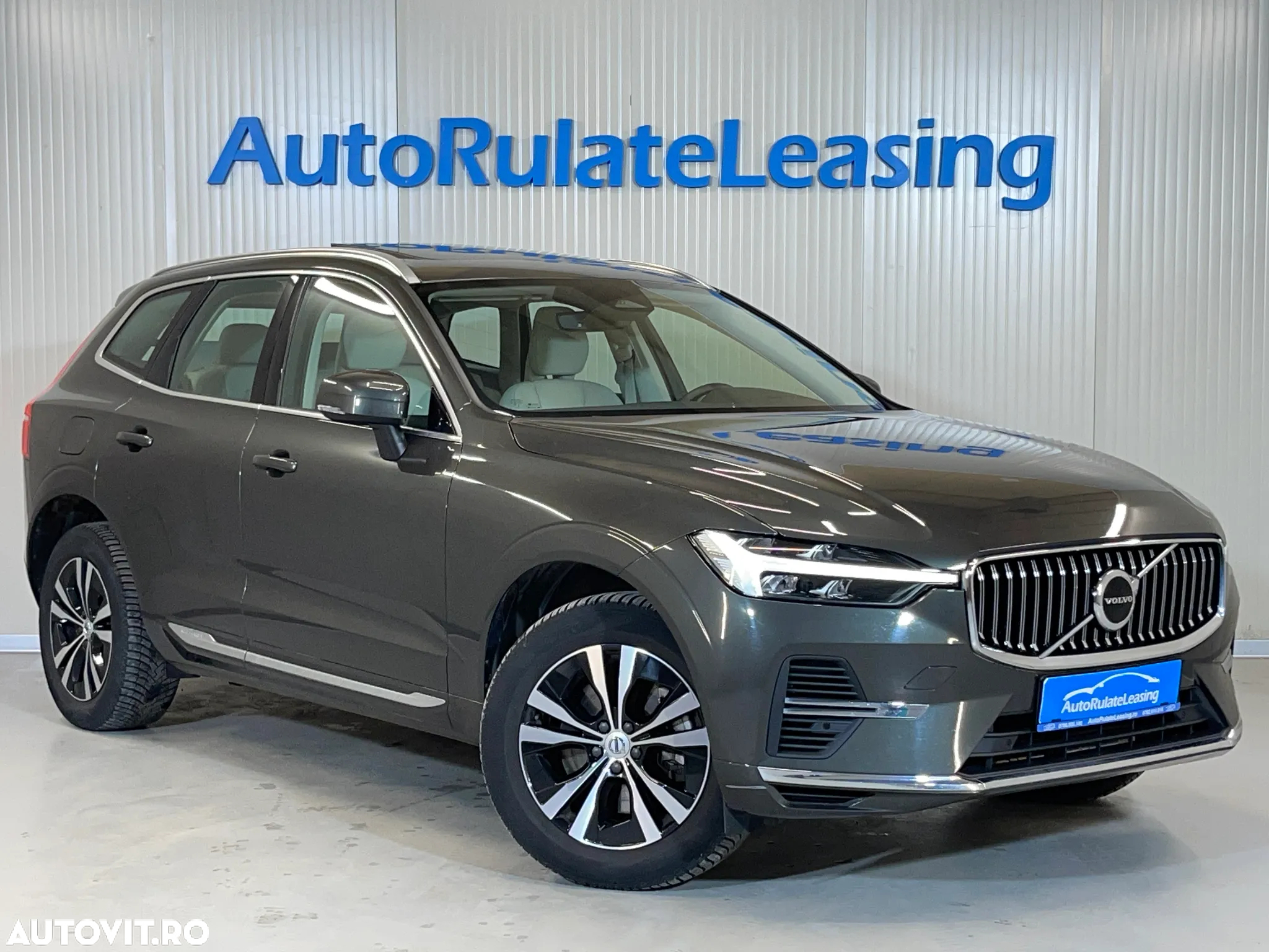 Volvo XC 60 Recharge T6 Twin Engine eAWD Inscription Expression - 2