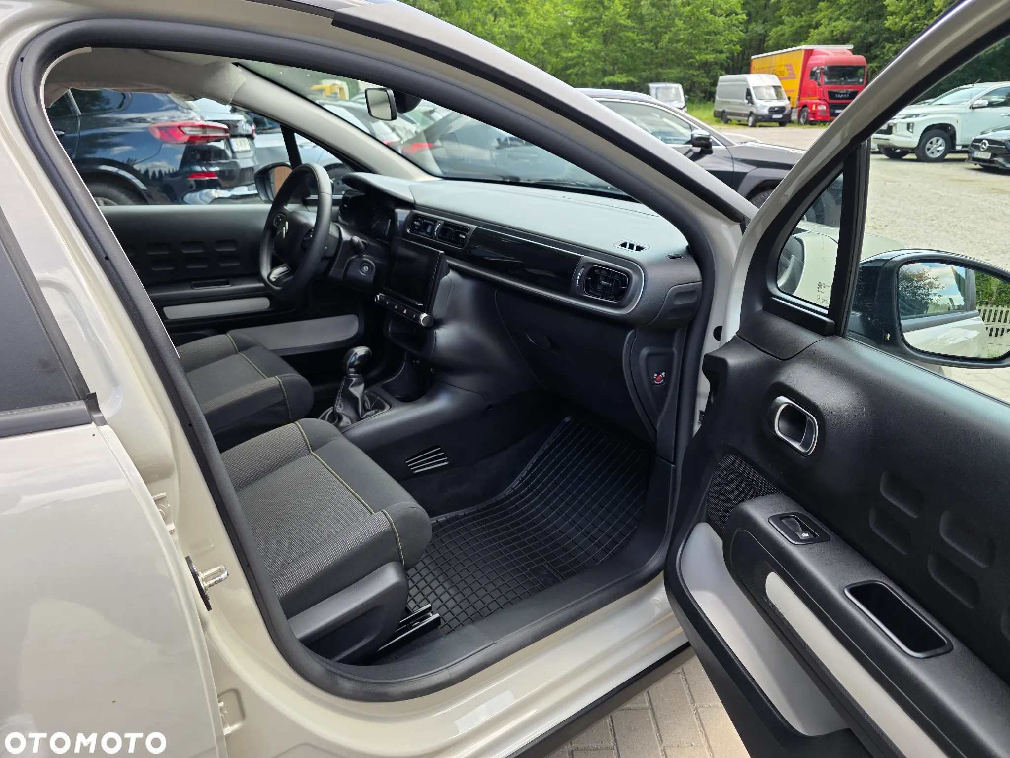 Citroën C3 1.2 PureTech Plus - 12
