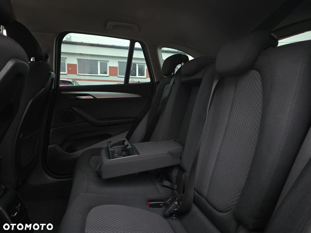 BMW X1 sDrive16d - 24