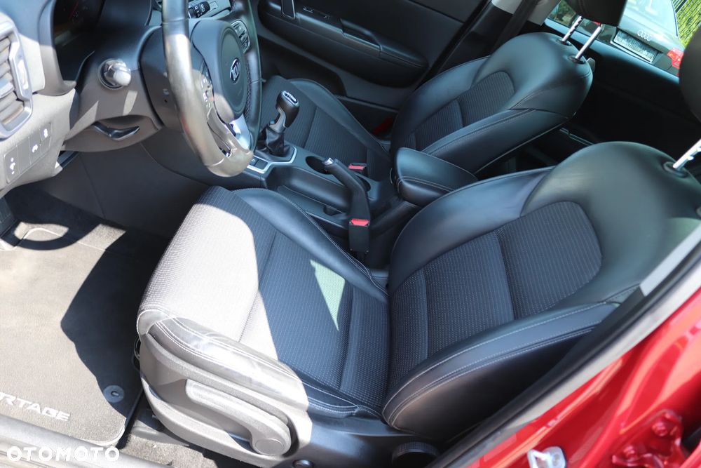 Kia Sportage - 28