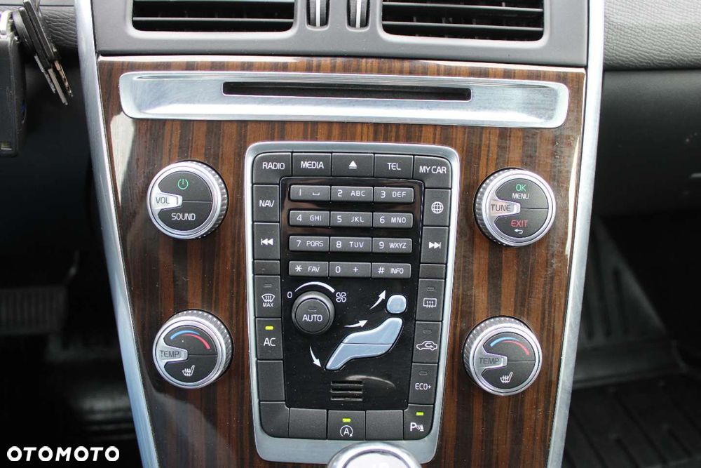 Volvo XC 60 - 33