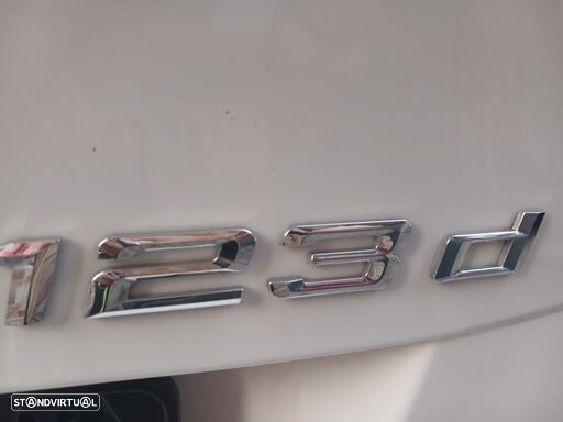 BMW 123 d Limited Edition Lifestyle c/ M Sport Pack - 10