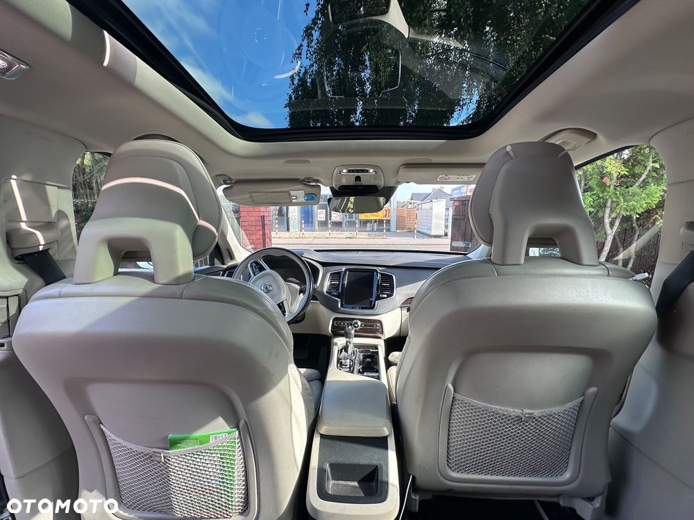 Volvo XC 90 D5 AWD R-Design - 4