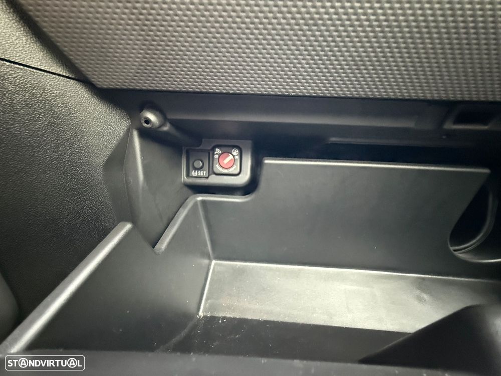 Peugeot 108 1.0 VTi Active - 15