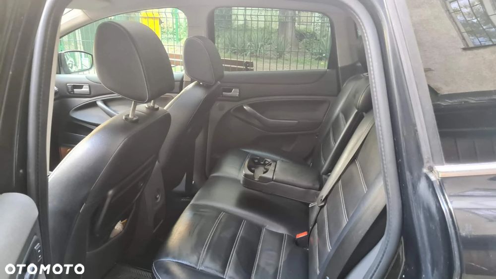 Ford Kuga - 21