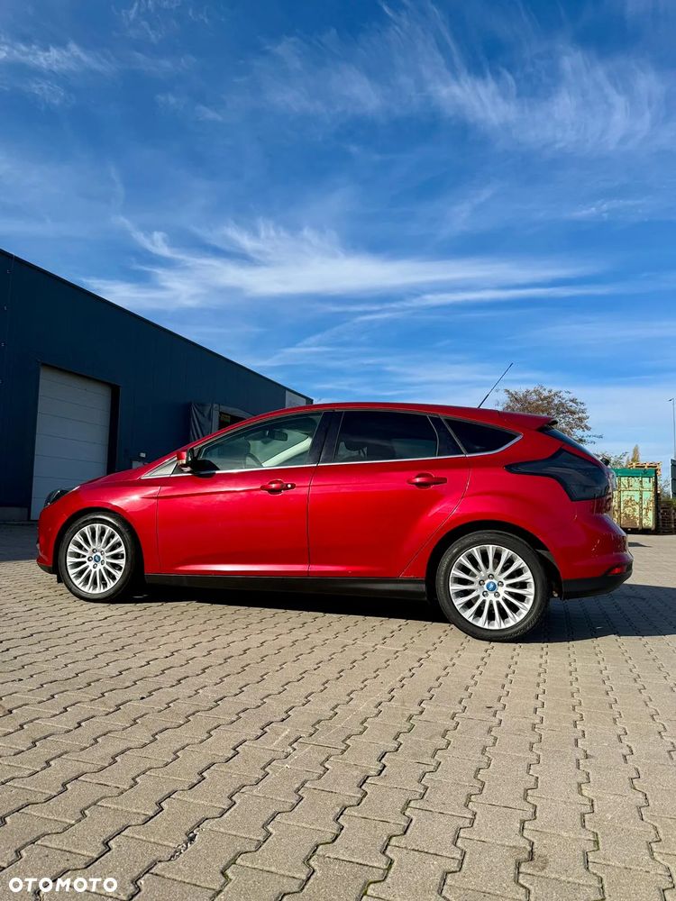Ford Focus 1.6 EcoBoost Titanium - 26