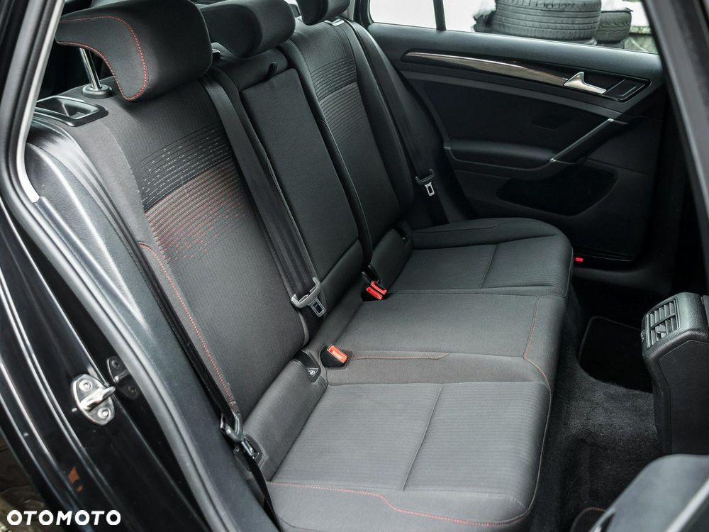 Volkswagen Golf Variant 1.5 TSI ACT Sound - 21