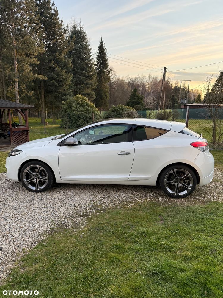 Renault Megane 2.0 dCi GT Robert Kubica - 8