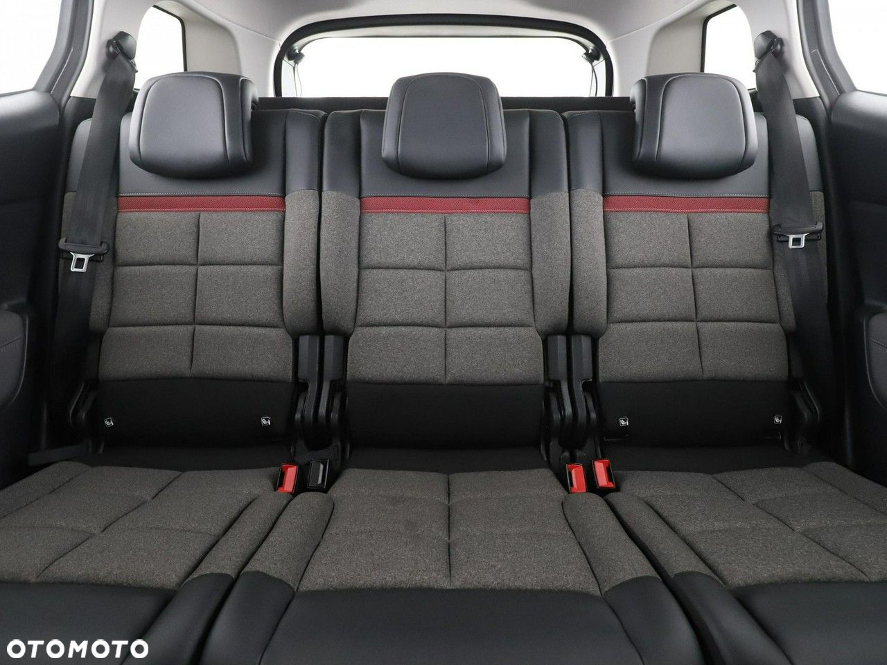 Citroën C5 Aircross Hybrid 225 e-EAT8 ë-SERIES - 19