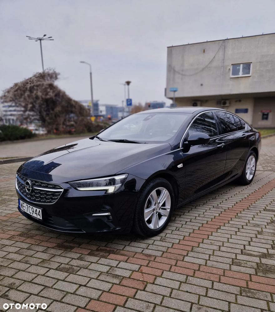 Opel Insignia 2.0 CDTI Elegance S&S - 10