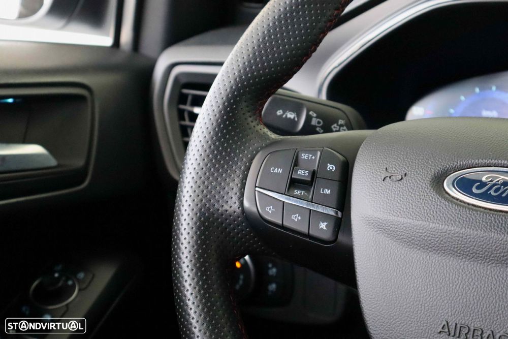 Ford Focus SW 1.0 EcoBoost MHEV ST-Line - 18