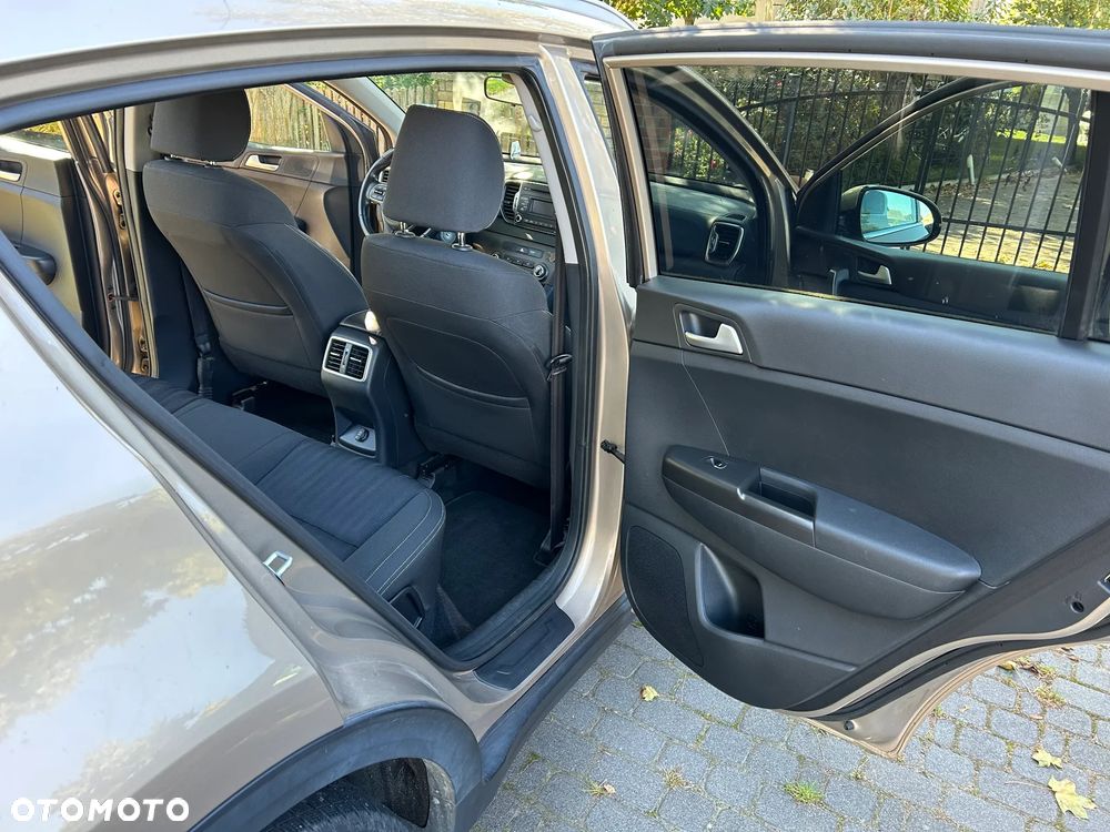 Kia Sportage 1.6 GDI M 2WD - 12