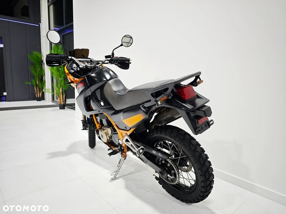 Kawasaki KLE - 17