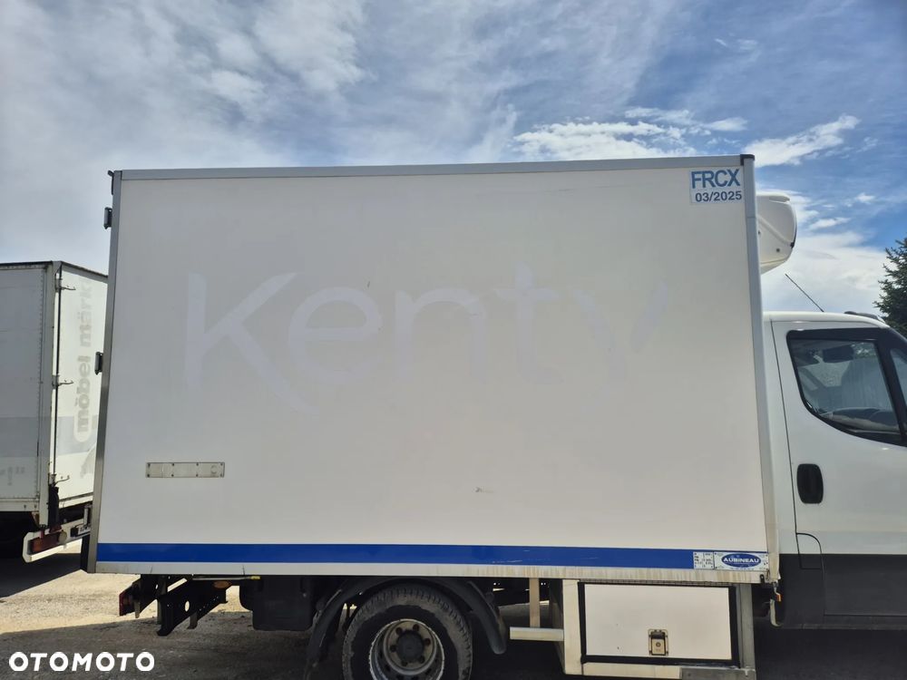 Chłodnia mroźnia 3.65m 7 palet Iveco 2016, Carrier xarios 600, zasilanie stacjonarne 380v, stan idealny! - 21