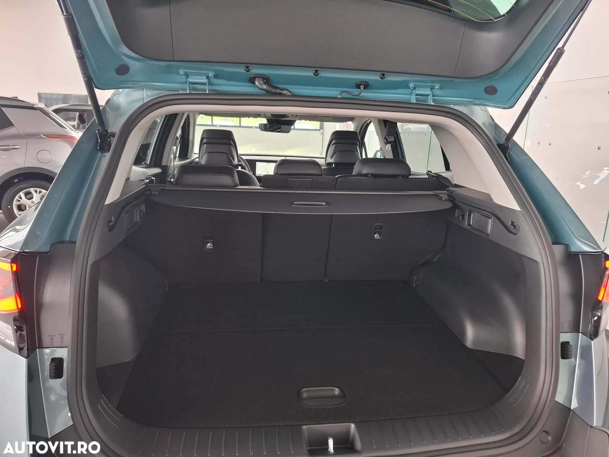 Kia Sportage 1.6 T-GDI 7DCT HP 4x4 MHEV Style - 34