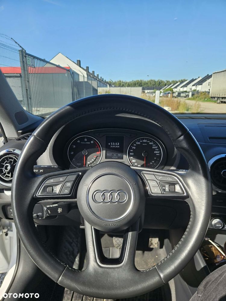 Audi A3 Sportback 1.5 TFSI S tronic - 5