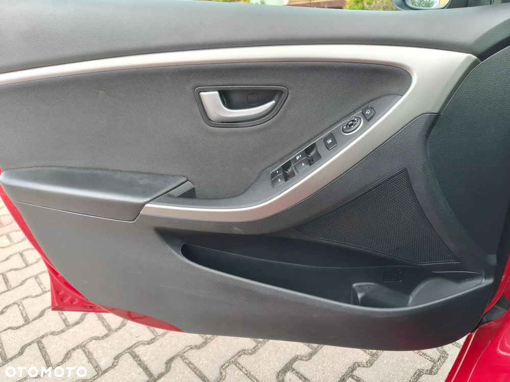 Hyundai i30 1.4 CRDi Comfort - 26