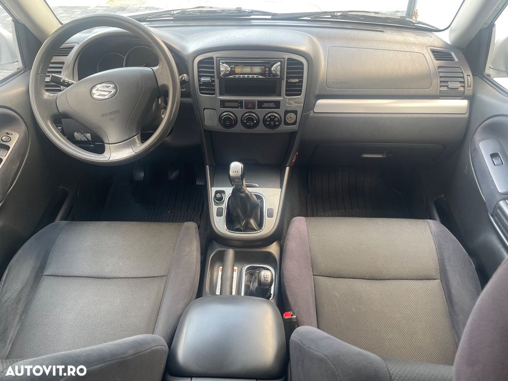 Suzuki Grand Vitara 2.0 TD A/C - 6