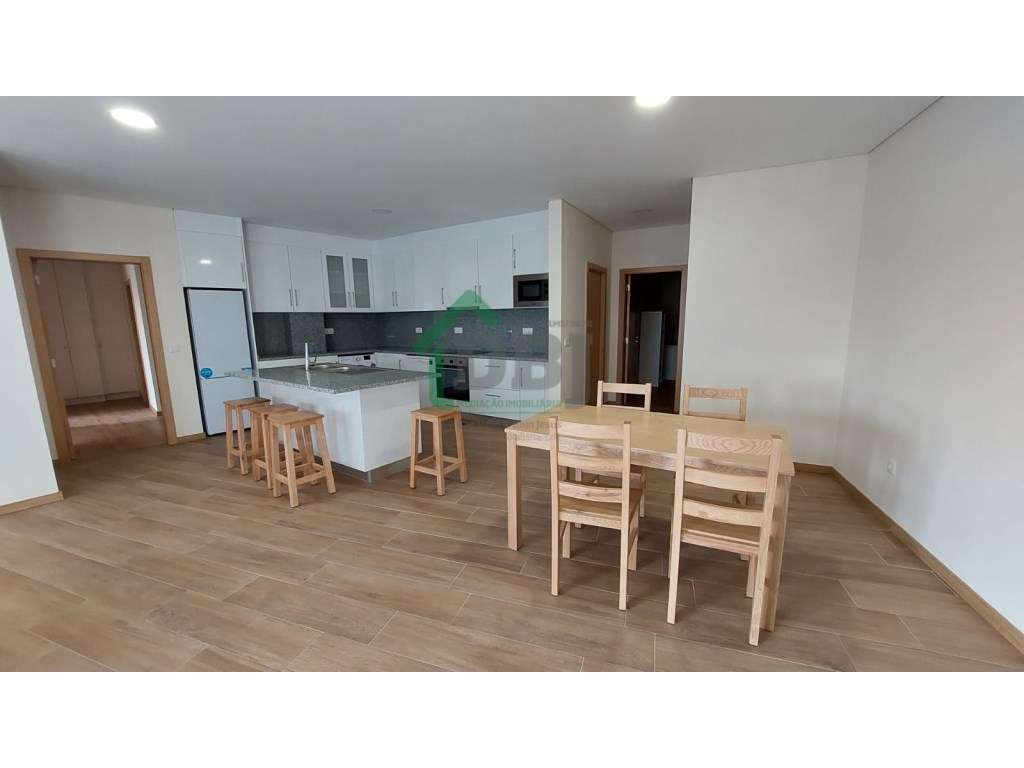 Apartamento T5 - Grande imagem: 3/12