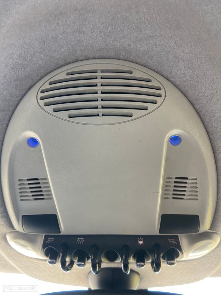 MINI 3 Portas Cooper D - 17