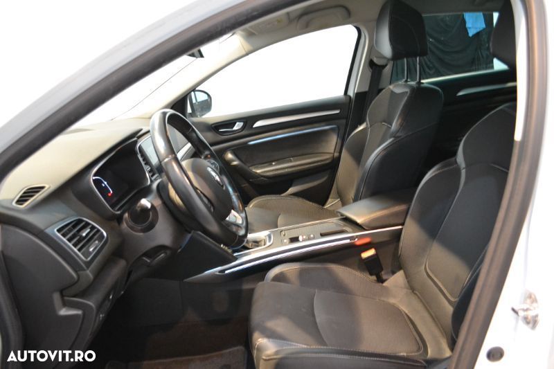 Renault Megane TCe 140 EDC GPF Intens - 18