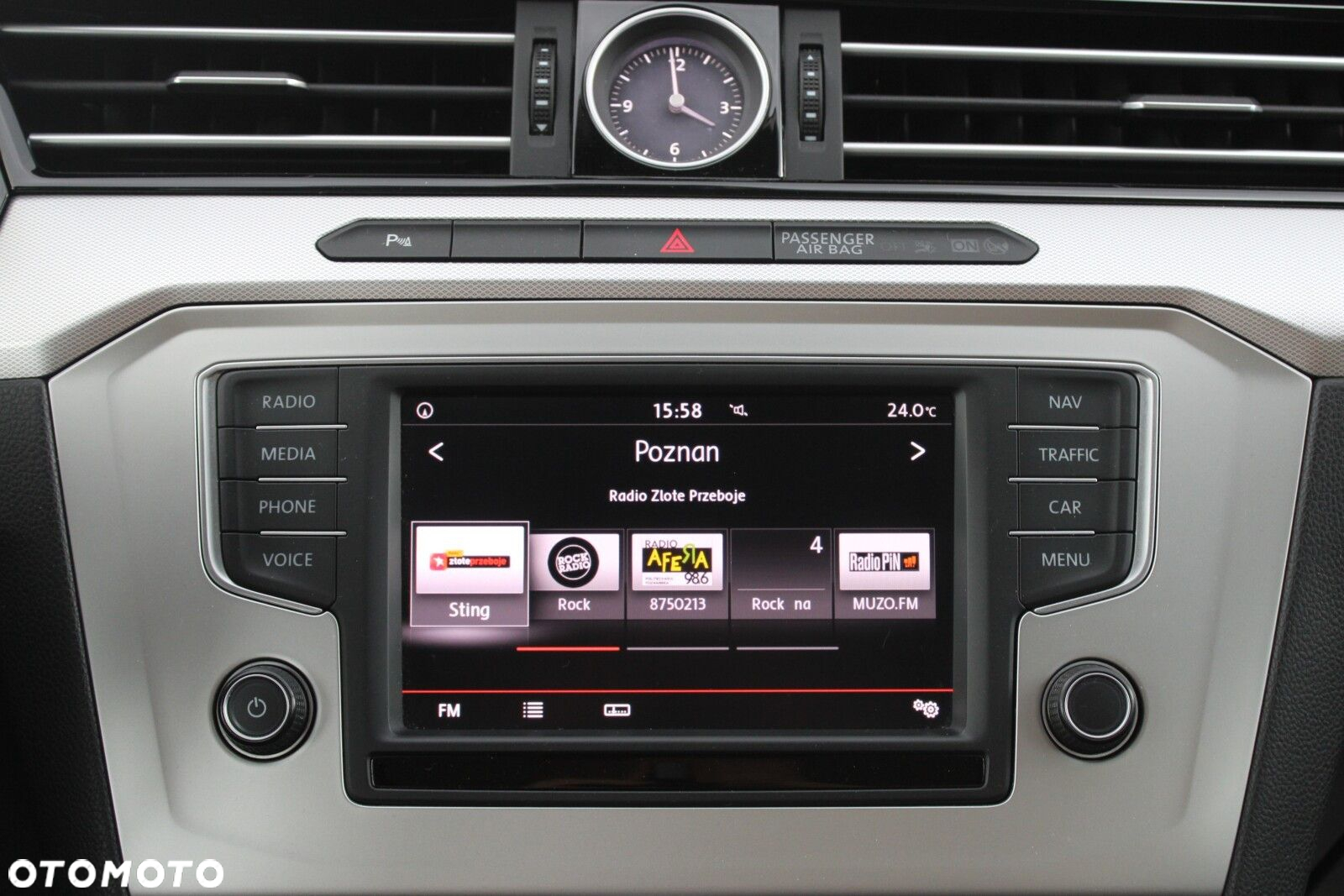 Volkswagen Passat 2.0 TDI BMT Comfortline DSG - 25