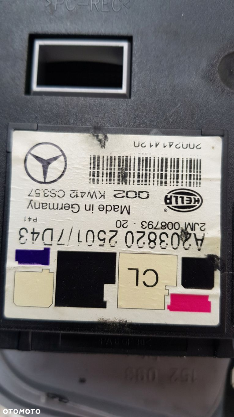 MERCEDES W203 PODŚWIETLENIE KABINY a2038202501 - 8